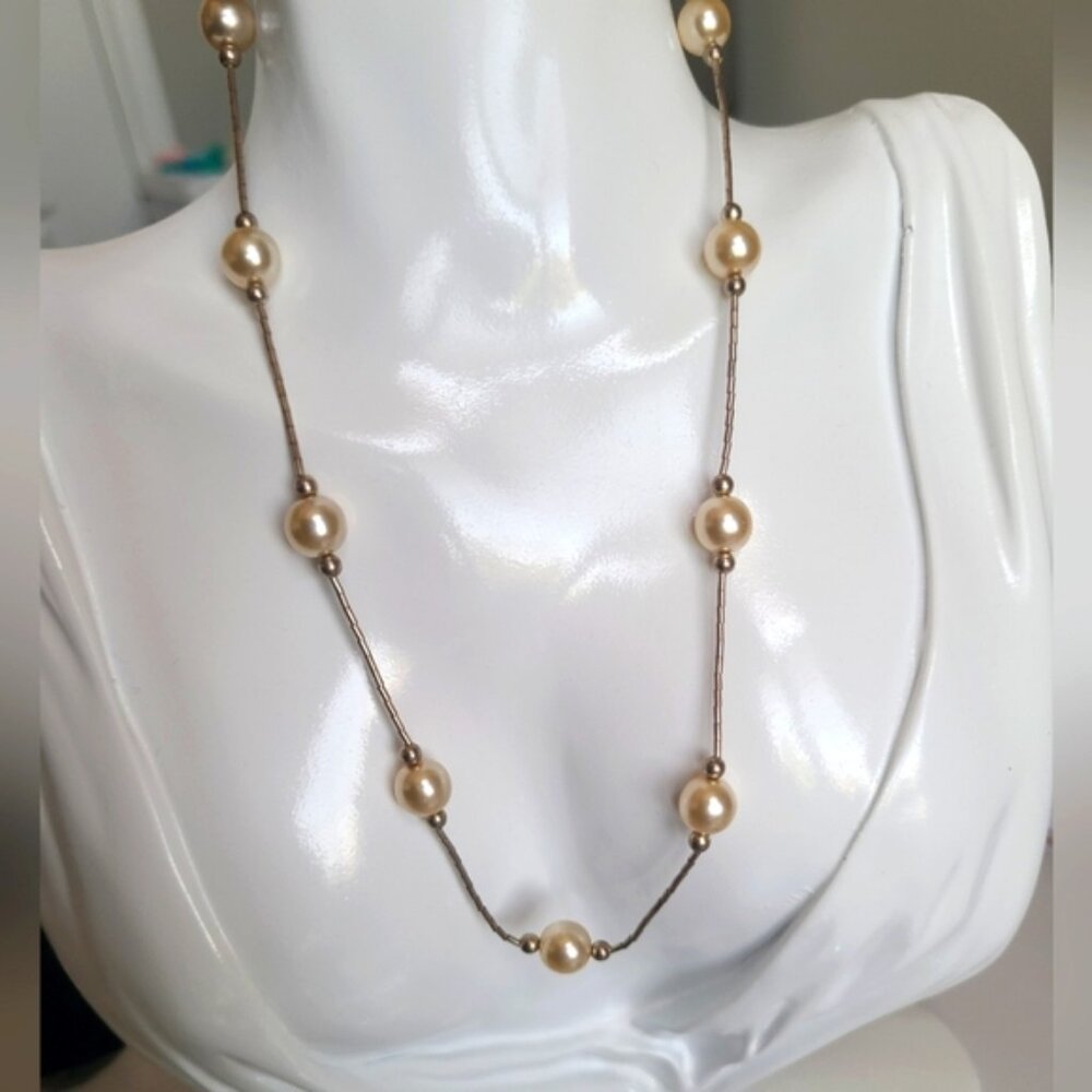Vintage Boho Beaded Pearl Necklace 17 inch